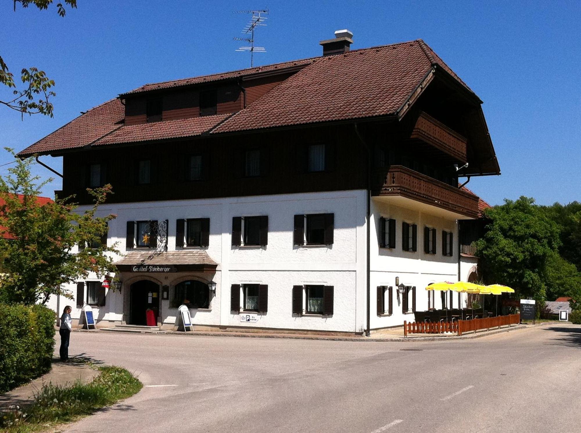 Gasthof Pension Steinberger Sankt Georgen im Attergau Exterior foto